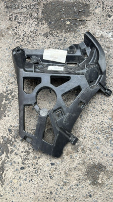 C4X SAĞ ARKA TAMPON BRAKETİ 9840131580 ORJİNAL ÇIKMA YEDEK PARÇA