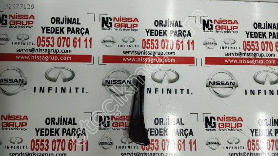 NİSSAN QASHQAİ ÖN CAM SAĞ KENAR PLASTİĞİ ÇIKMA J10 2010-2013
