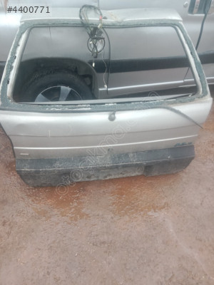Fiat Palio weekend arka bagac kapısı dolu