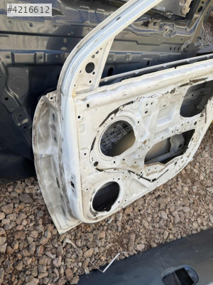 Hyundai era sağ ön kapı