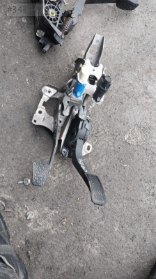 FORD TOURNEO CORİER FREN DEBRİYAJ PEDAL GÜÇMANLAR
