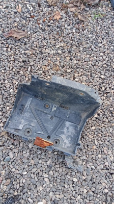 Kango 3 akü sehbasi yedek parça