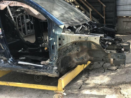SKODA KAROQ 2017 2022 SAĞ ÖN ÇEYREK SÖKME 575810136