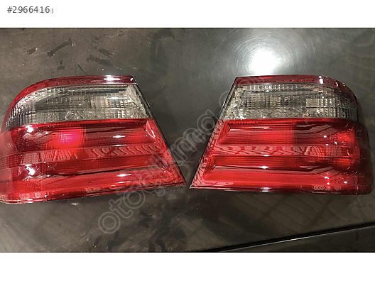 MERCEDES W210 E-SERİSİ SIFIR MAKYAJLI SAĞ-SOL DIŞ STOP TAKIM