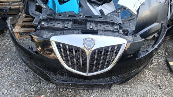 Delta Model Lancia için Ön Tampon - Oto Çıkma Parçaları