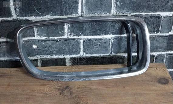 51137255412  orj bmw 3 serisi f30 sağ panjur