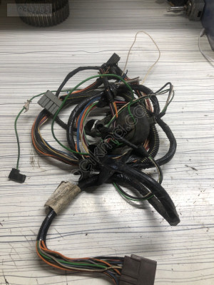 Renault RN Sağ Kablo Demeti Merkezi Kilit İç Tesisat 7702253223