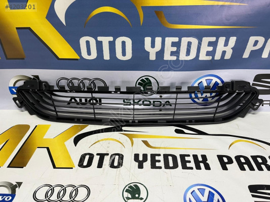 MERCEDES C220-C200-C180 W205 ÖN TAMPON IZGARASI A 205 885 20 23