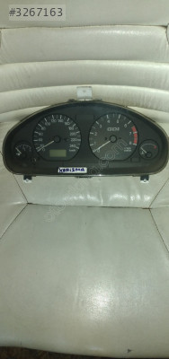 Mitsubişi karisma 1.8 km saati gösterge