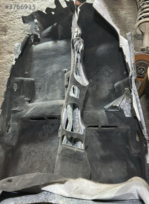 VW PASSAT B8 İÇ ALT DÖŞEME