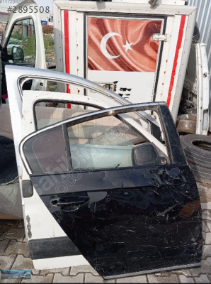 WW PASSAT B 7 SAĞ ARKA KAPI
