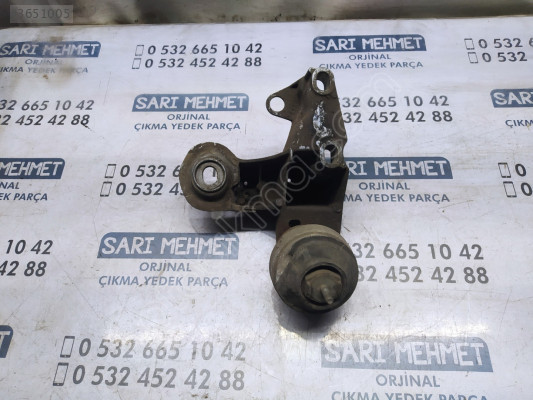 ÇIKMA AUDİ A4 MOTOR KULAĞI SOL 8E0199351