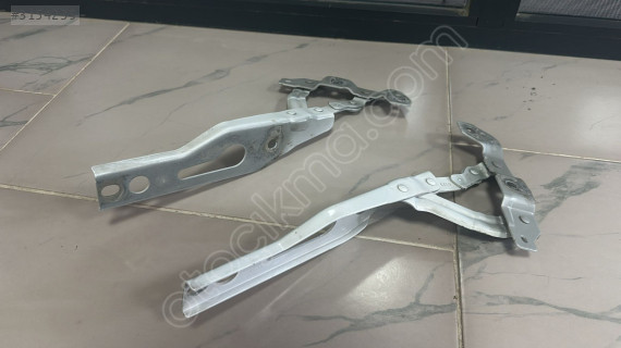 2020-23 MODEL CUPRA FORMENTOR MOTOR KAPUTU MENTEŞESİ
