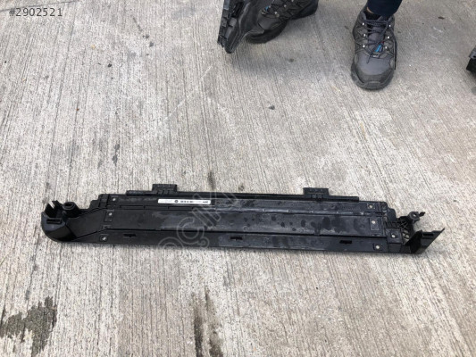BMW 3 SERİ G20 4 SERİ G22 Z4 G29 RADYATÖR ALT BRAKET T73410B