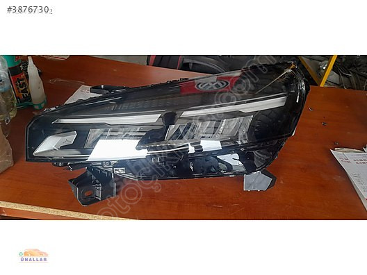 Renault Clio 5.5 Sol Far - Ünallar Oto Çıkma Yedek Parçalar