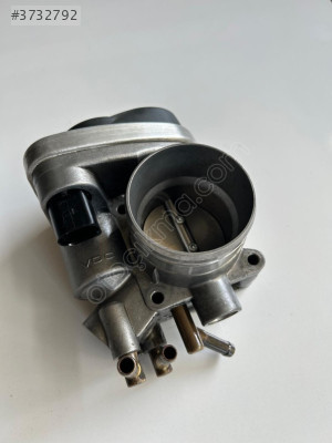 Çıkma Gaz Kelebeği VW Jetta Golf 5 1.6 BSE Motor 06A133062AT
