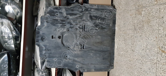 Mercedes B 247 MOTOR ALT MUHAFAZA A2475201500 YENİ KASA