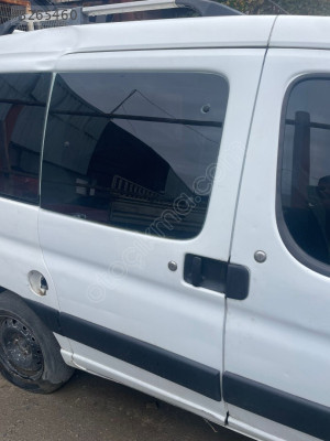 Citroen berlingo sağ orta sürgülü kapı orijinal