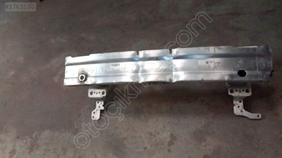 PORSCHE MACAN 2024 2026 ÖN TAMPON DEMİRİ 95C807109F