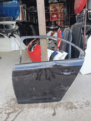 Volkswagen Jetta sol arka kapı