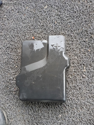 Peugeot 206 akü üst kapak çıkma orijinal