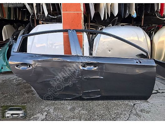 Subaru XV sağ ön arka kapı