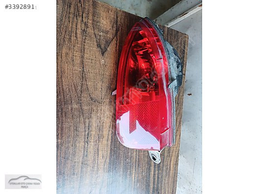 Opel Corsa C sağ arka sis farı çıkma orijinal