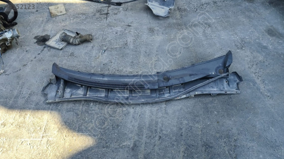 TOYOTA COROLLA ÖN CAM IZGARASI OTO FEDAİ