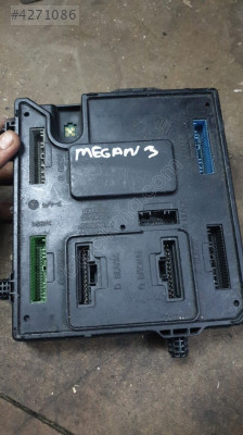 RENAULT MEGANE 3 SİGORTA KUTUSU