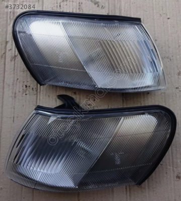COROLLA AE101 ÖN SİNYAL TAKIMI BEYAZ EFSANE KASA 1995 1998 SIFIR