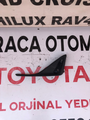 2016-2021 TOYOTA C-HR ÇIKMA ORJINAL ARKA REFLEKTÖR KAPAĞI