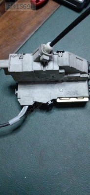 9681337180 citroen c4 sol arka kapı kilidi