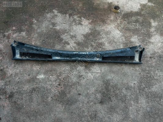 2020 trafic 3 ön cam ızgarası