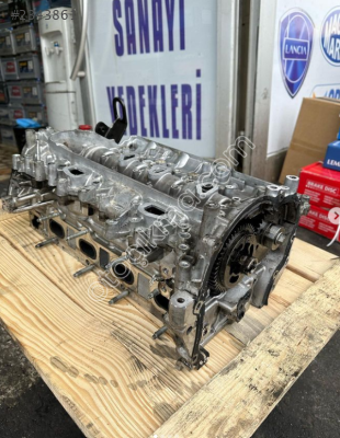MASTER 2.3 2.3 ÇİFT TURBO SİLİNDİR KAPAĞI ÇIKMA