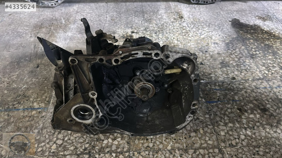 RENAULT CLİO 3 1.2 MANUEL ŞANZIMAN BURSA MG