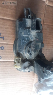 Opel astra h sol on kapi kilidi