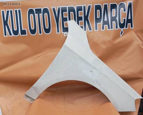 mercedes A serisi sağ ön çamurluk
