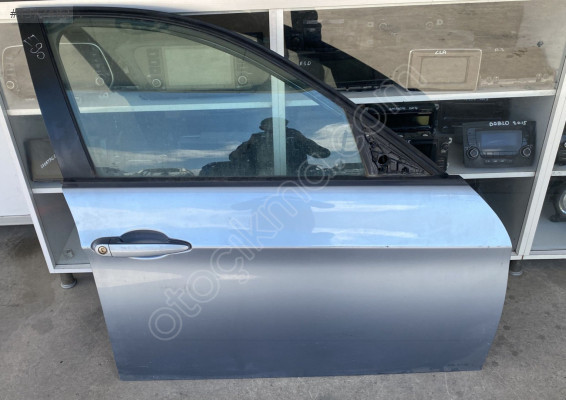 bmw 3 e90 çıkma sağ ön kapı (son fiyat)