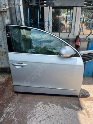 VOLKSWAGEN PASSAT B6 2009 ÇIKMA SAĞ ÖN KAPI ORJİNAL HATASIZ