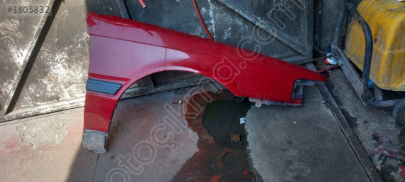 Mazda 626 sağ ön çamurluk