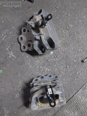 FORD TRANSİT CUSTOM 2023 ÇIKMA ORİJİNAL MOTOR KULAKLARI