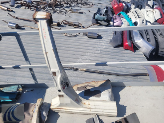 HONDA CITY 2010 ÇIKMA SAĞ ORTA DİREK