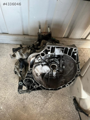 FİAT LİNEA ŞANZIMAN 132BNDE ARAÇTAN SÖKME HATASIZ