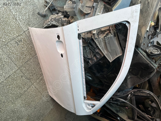 PEUGEOT 301 SAĞ ÖN KAPI ÇIKMA ORJİNAL