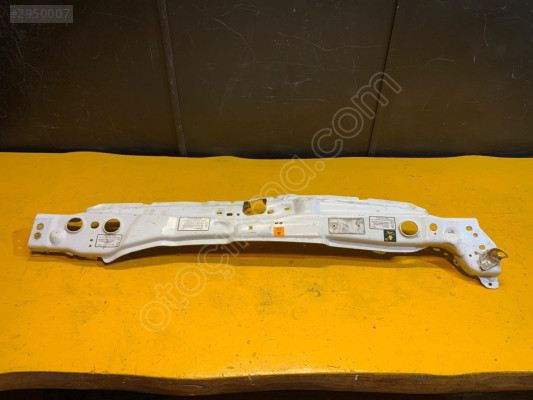 VOLKSWAGEN  AMAROK ÖN PANEL DEMİRİ ÇIKMA