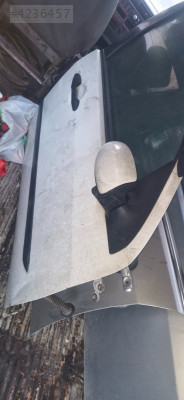 Ford Focus 1 Sağ Ön Kapı Çıkma Orjinal