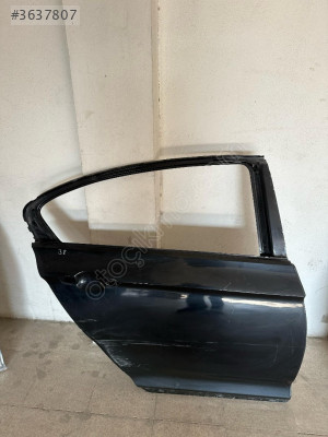 PASSAT B8 SAĞ ARKA KAPI ORJİNAL ÇIKMA