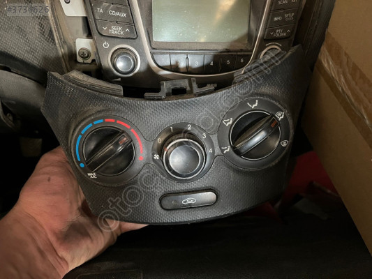 HYUNDAİ ACCENT BLUE KLİMA KONTROL PANELİ