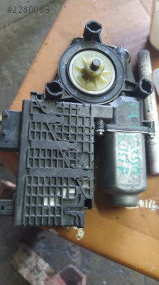 C4 sağ cam motoru çıkma