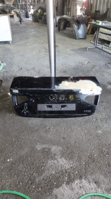 Audi a.4 model 2012 arka bagaj kapagi